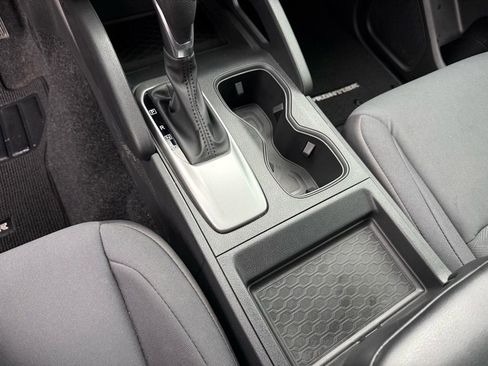 Used 2025 Nissan Frontier S w/ S Utility Package image 24