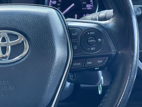 Used 2019 Toyota Camry SE image 27