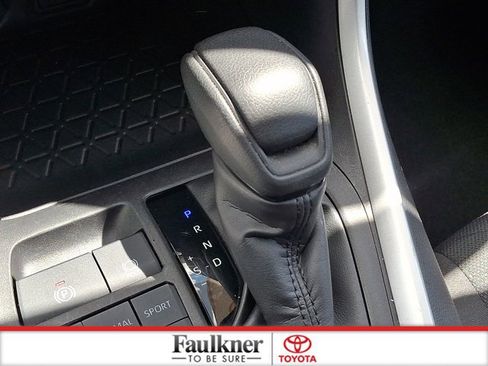 Certified 2025 Toyota RAV4 XLE AWD/4WD image 14