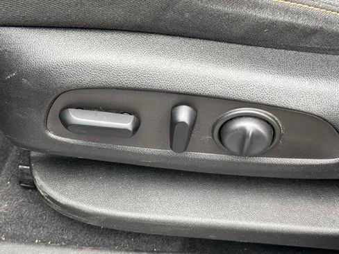Used 2022 Chevrolet Equinox LT AWD/4WD image 19
