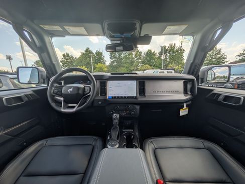 New 2026 Ford Bronco Outer Banks AWD/4WD image 12