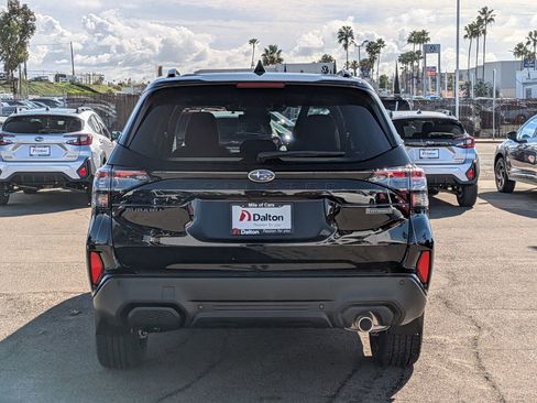 New 2025 Subaru Forester Touring image 3