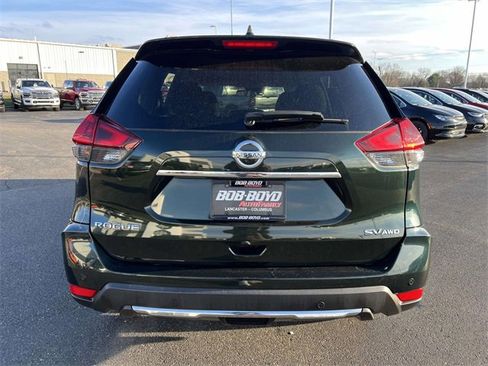 Used 2020 Nissan Rogue SV image 5