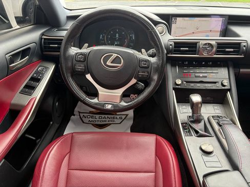 Used 2018 Lexus IS 300 F Sport w/ F Sport Package AWD/4WD image 14