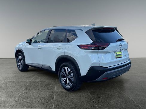 Used 2023 Nissan Rogue SV AWD/4WD image 7