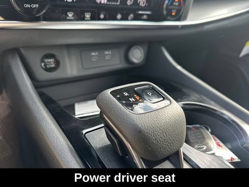 Used 2026 Nissan Rogue SV AWD/4WD image 15