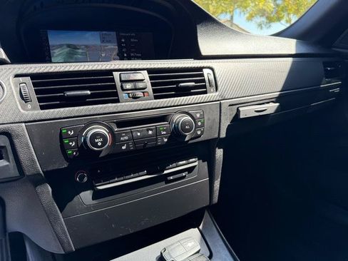 Used 2011 BMW M3 Convertible RWD image 69