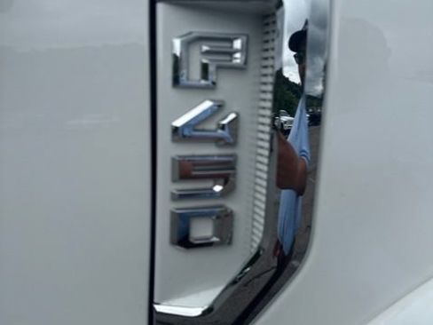 Used 2022 Ford F450 Platinum w/ FX4 Off-Road Package AWD/4WD image 29