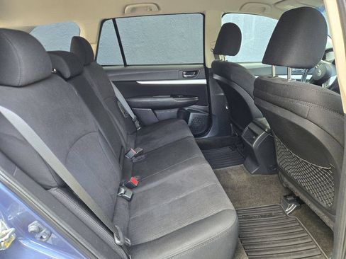 Used 2013 Subaru Outback 2.5i Premium w/ All-Weather Pkg AWD/4WD image 12