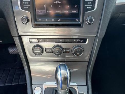 Used 2016 Volkswagen e-Golf SE w/ DC Fast Charging Package FWD image 29