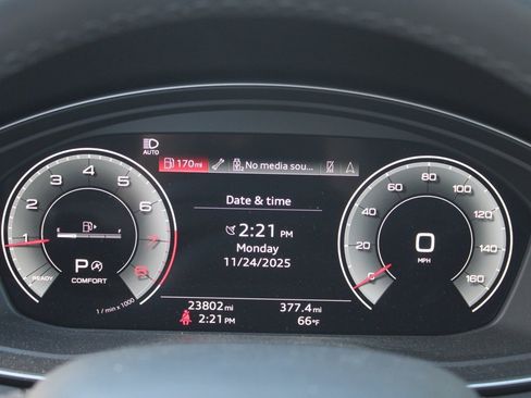 Used 2023 Audi Q5 2.0T Premium Plus image 26