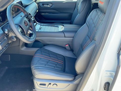 New 2026 Nissan Armada PRO-4X AWD/4WD image 5