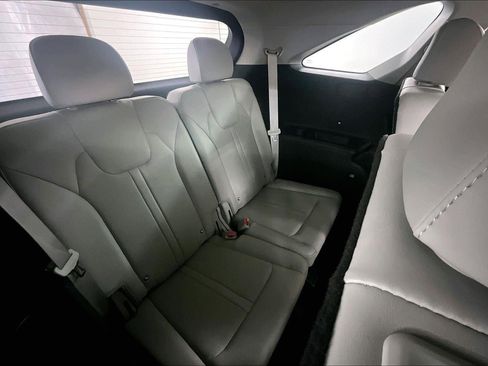 Used 2024 Kia Sorento SX image 26