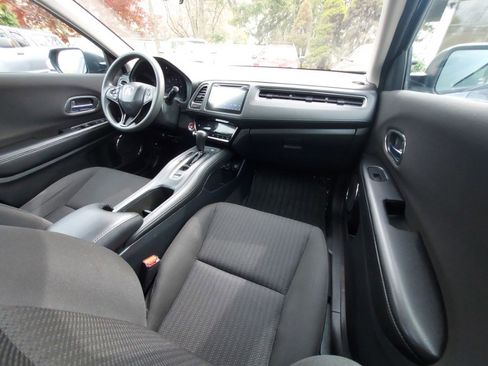 Used 2016 Honda HR-V EX image 11