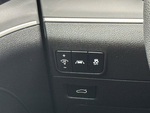 Used 2023 Kia K5 LXS image 29