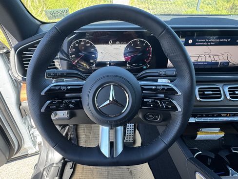 New 2025 Mercedes-Benz GLS 450 4MATIC image 22