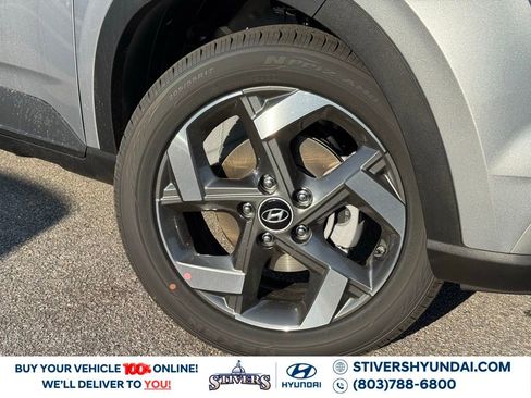 New 2026 Hyundai Venue SEL FWD image 5