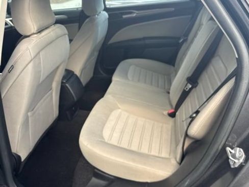 Used 2019 Ford Fusion S FWD image 6