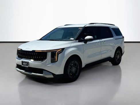 New 2026 Kia Carnival EX FWD image 3
