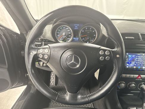 Used 2005 Mercedes-Benz SLK 55 AMG image 23