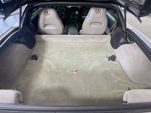 Used 2003 Chevrolet Corvette Coupe RWD image 24