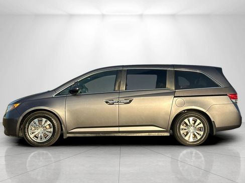 Used 2016 Honda Odyssey SE image 6