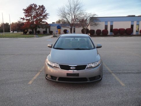 Used 2012 Kia Forte EX image 3