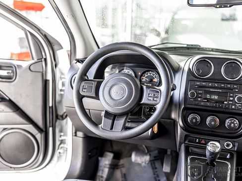 Used 2017 Jeep Compass Sport w/ Power Value Group image 33