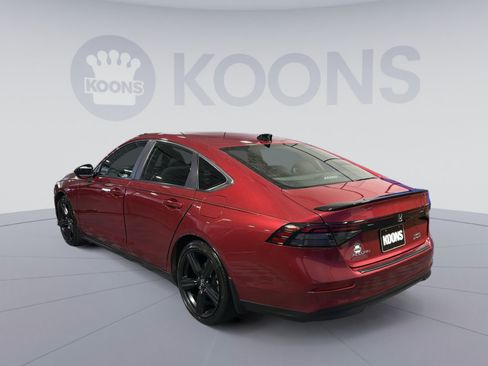 Used 2023 Honda Accord Sport image 4