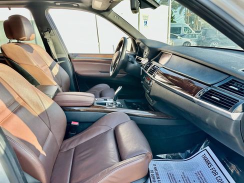 Used 2012 BMW X5 xDrive50i AWD/4WD image 16