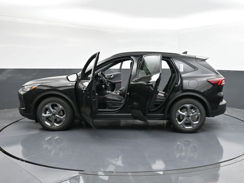 Used 2025 Ford Escape ST-Line w/ Tech Pack #1 image 27