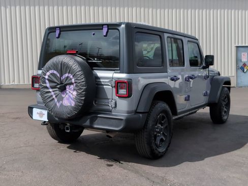 Used 2018 Jeep Wrangler Unlimited Sport AWD/4WD image 7