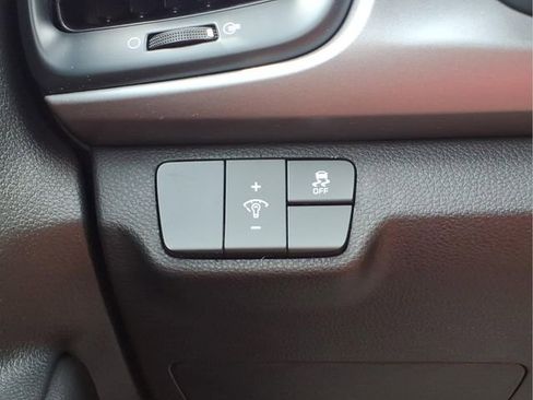 Used 2023 Kia Rio S FWD image 15