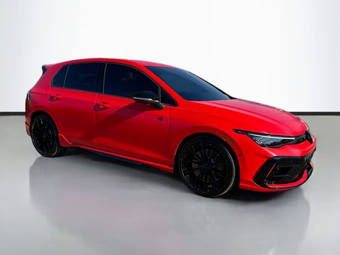 Used 2025 Volkswagen Golf R Black Edition image 1