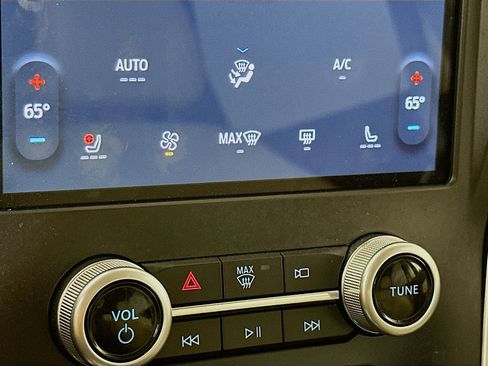 Used 2023 Ford Edge SEL w/ Convenience Package AWD/4WD image 27