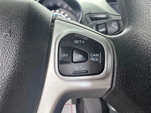 Used 2019 Ford Fiesta SE image 16