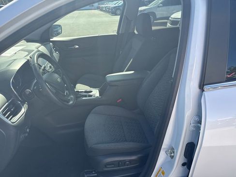 Used 2022 Chevrolet Equinox LT image 12
