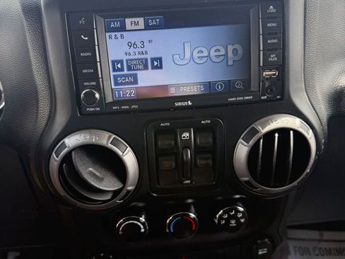 Used 2013 Jeep Wrangler Unlimited Sport w/ Dual Top Group AWD/4WD image 30