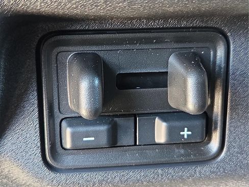 New 2025 Ford Expedition Platinum w/ Stealth Performance Package image 18