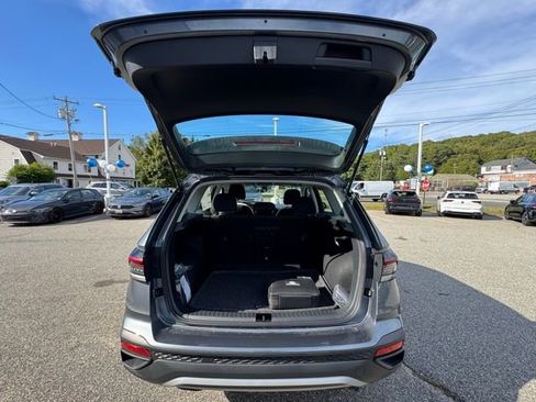 New 2025 Volkswagen Taos S image 18