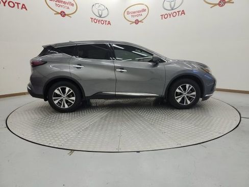 Used 2022 Nissan Murano S image 3