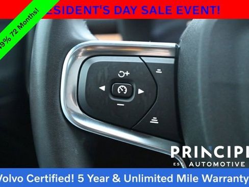 Certified 2023 Volvo C40 Recharge Core w/ Climate Package image 23