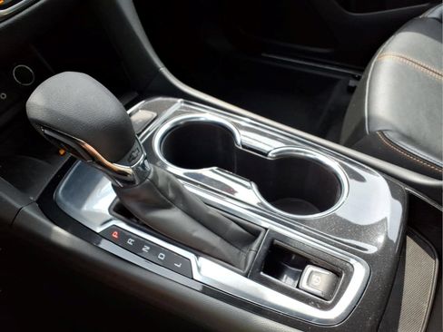 Used 2022 Chevrolet Equinox Premier FWD image 20