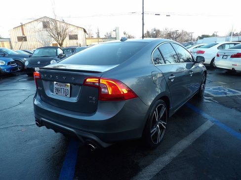 Used 2017 Volvo S60 T6 R-Design Platinum AWD/4WD image 3