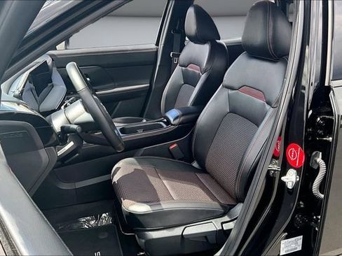 Certified 2025 Nissan Kicks SR AWD/4WD image 20