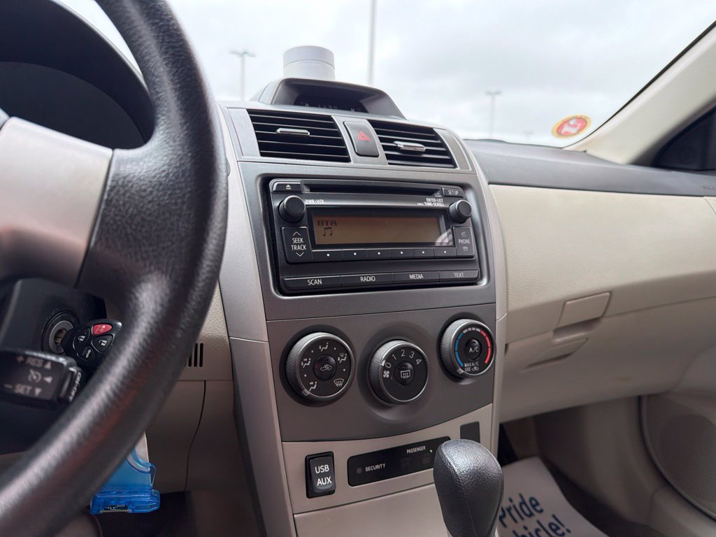 Used 2012 Toyota Corolla LE w/ Premium Pkg FWD image 25