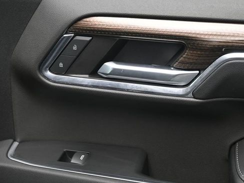 Used 2024 Chevrolet Silverado 1500 LT image 43