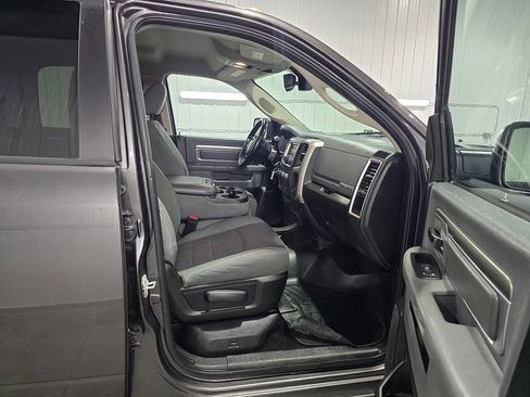 Used 2016 RAM 2500 Big Horn AWD/4WD image 9