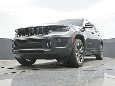 Used 2021 Jeep Grand Cherokee L Overland w/ Luxury Tech Group IV AWD/4WD image 55