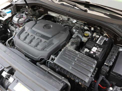 Used 2023 Volkswagen Tiguan SE R-Line FWD image 61